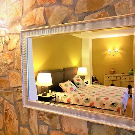 Competa Suites *