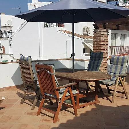 Competa Suites *
