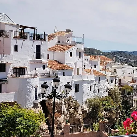 Competa Suites 콤페타